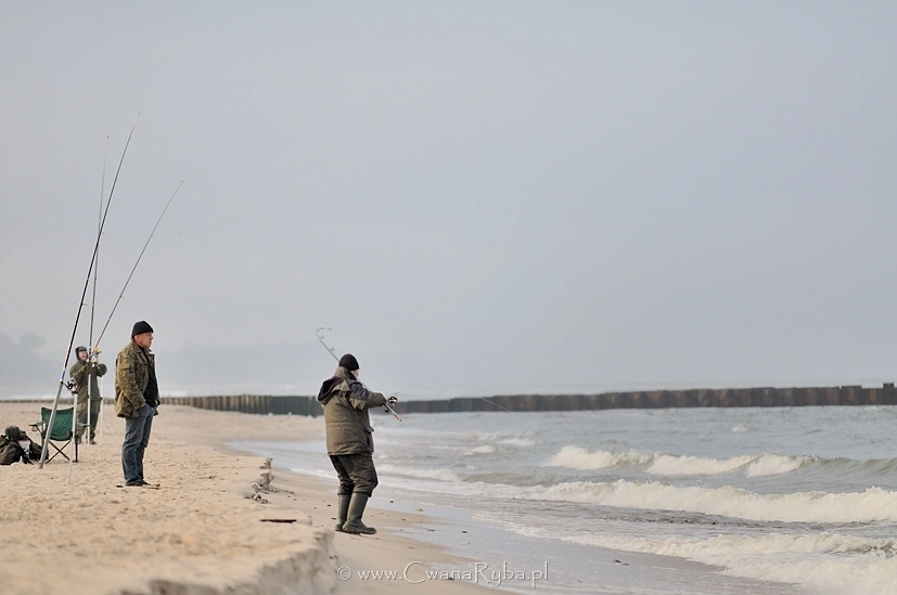 Holowanie zimowego leszcza sprawia olbrzymią przyjemność