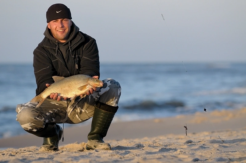 Dorodny okaz leszcza morskiego