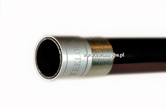 Fotografia grubości ścianek  Grauvell SURF III, oraz okucia wykonanego z aluminium